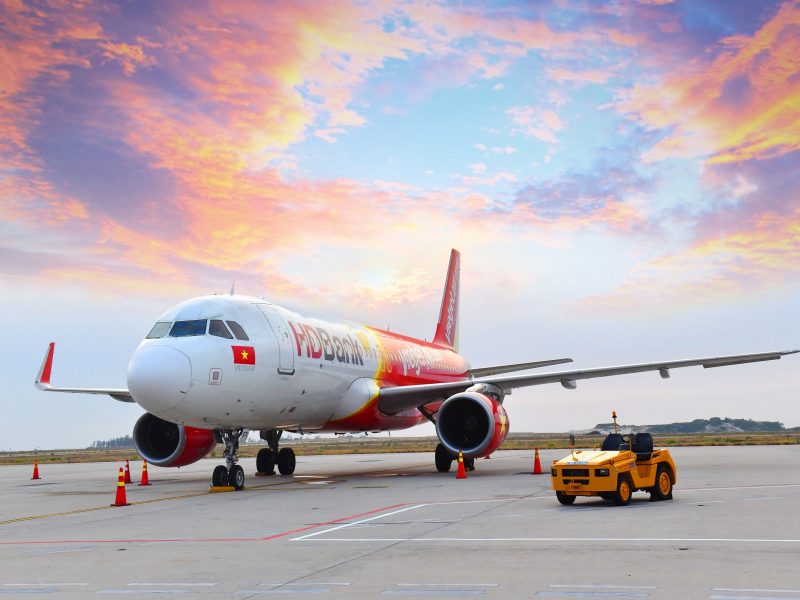 in aereo da hanoi a saigon