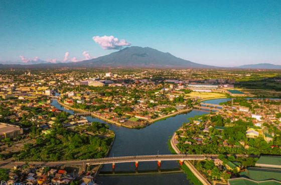 filippine andare da Manila a Naga