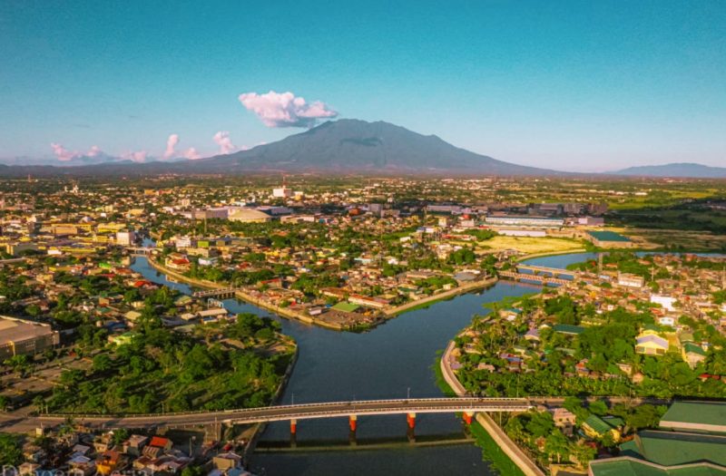 filippine andare da Manila a Naga