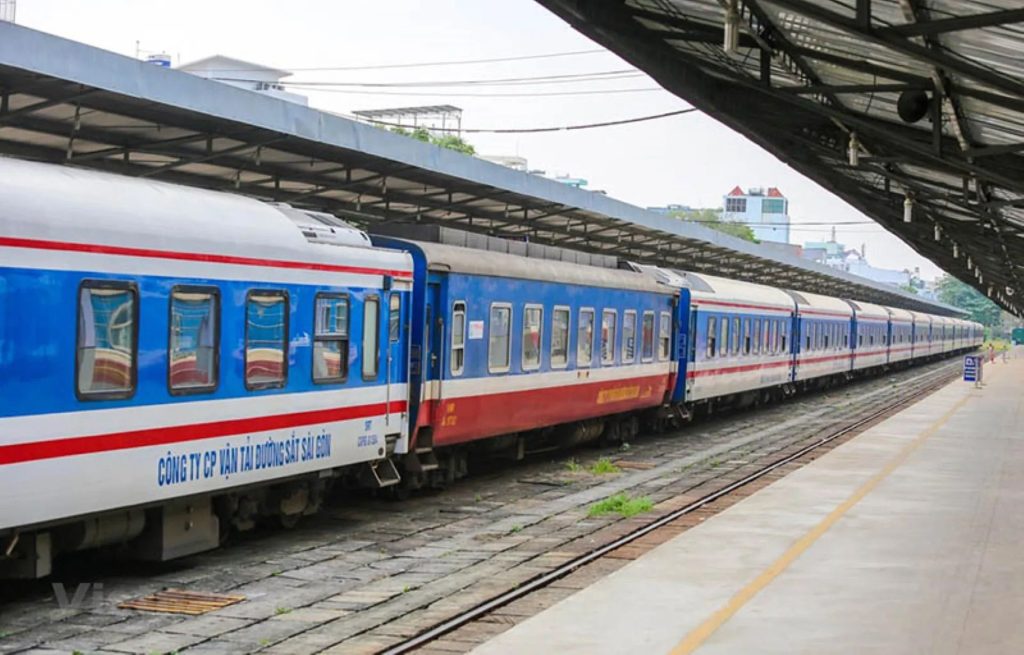 in treno verso phong nha da da nang