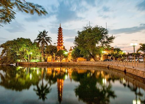 andare da Vang Vieng a Hanoi laos vietnam