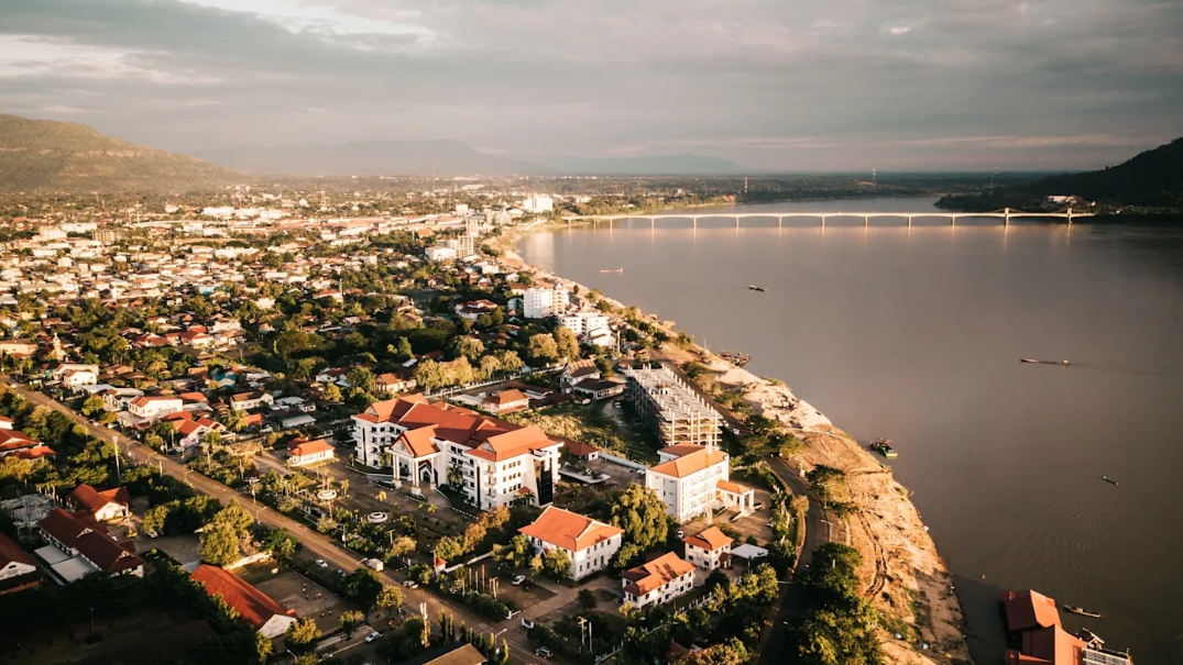 partire da pakse verso altri luoghi del sud est asiatico