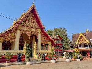 laos andare da Vang Vieng a Vientiane